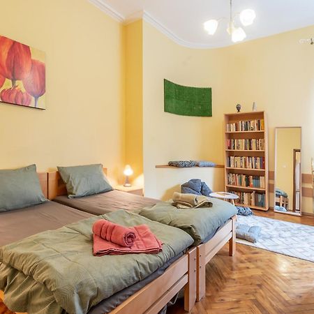 Vintage Home By Ndk And Vitosha Blvd With Free Secured Parking Sofia Buitenkant foto